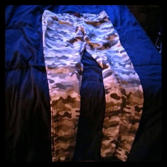 Cameo skinny jeans