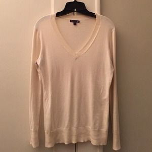 Gap ivory sweater