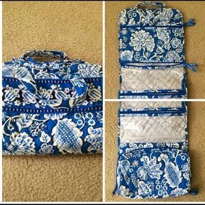 Nwot Vera Bradley hanging organizer