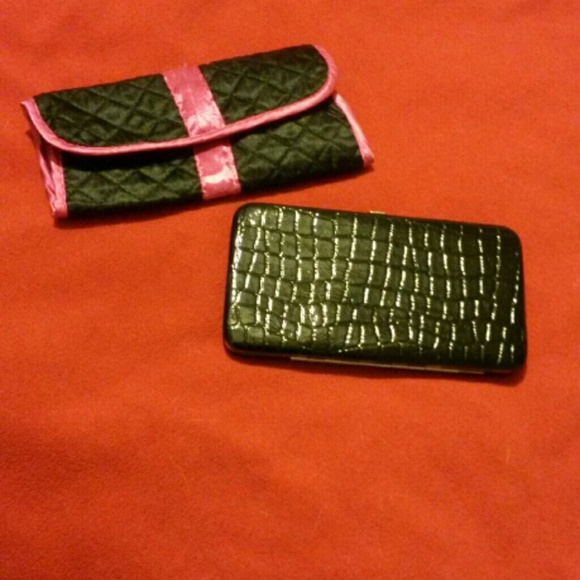 Bundle - Picture 1 of 2