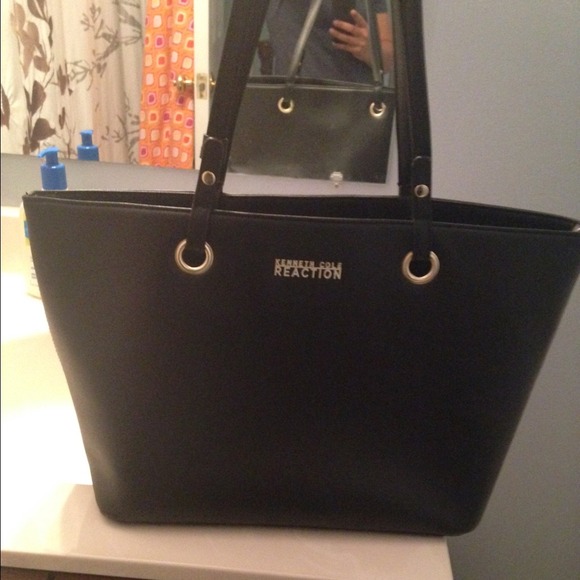 MUST GO. KATE SPADE