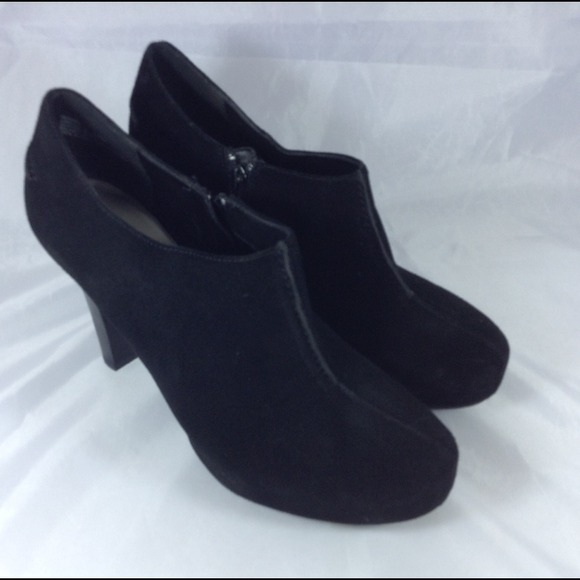 "REDUCED" MeToo Booties