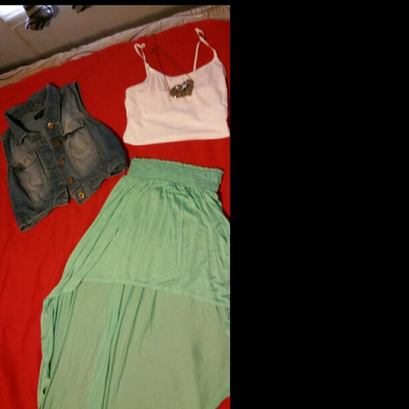 Skirt - Picture 1 of 2