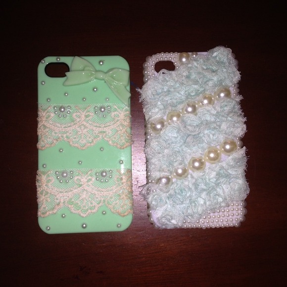 Minty iPhone 4/4S Cases - Picture 1 of 1