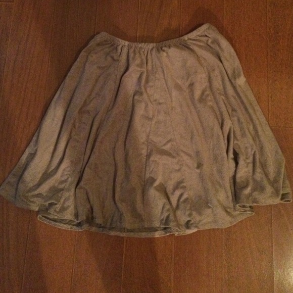 Brandy Melville skirt