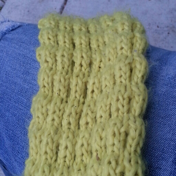 Yellow Neon Long Scarf - Picture 3 of 3