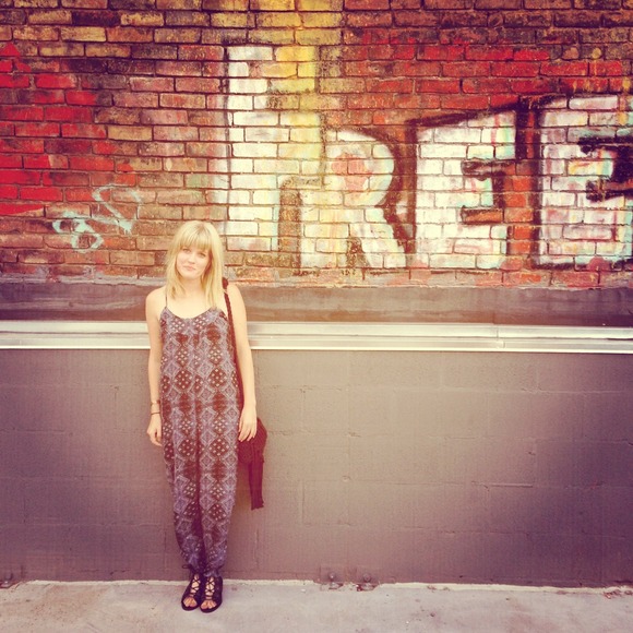 Meet your stylist! I just did markdowns! Come shop - Picture 1 of 1