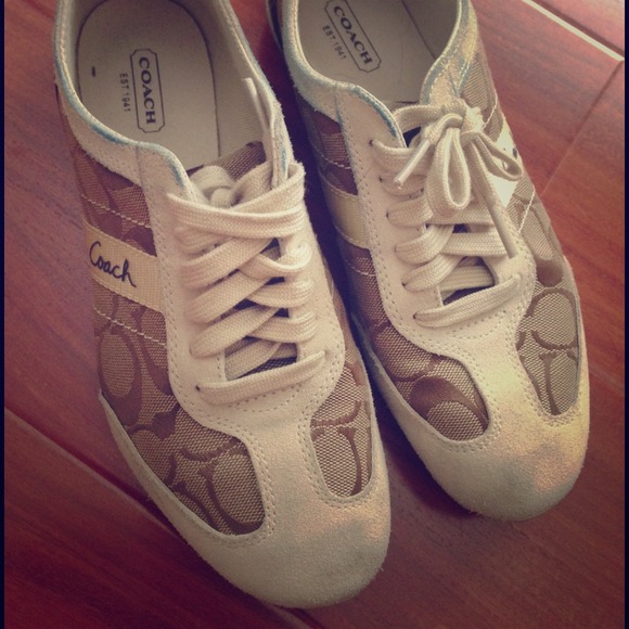Authentic coach shoes