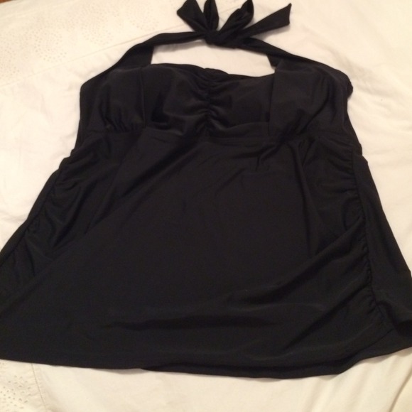 NWT GLAM Plus Size Halter Tankini by Merona 26W