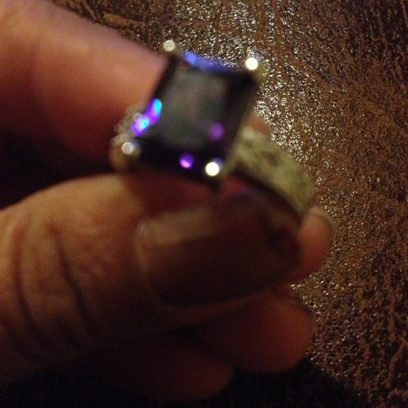 💍925 Amethyst With 4 Diamond💍 - Picture 3 of 4