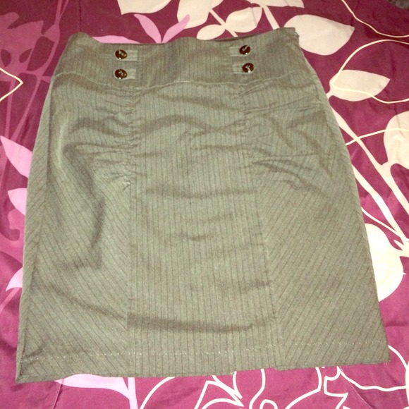 Skirt for the office 👓💼👠