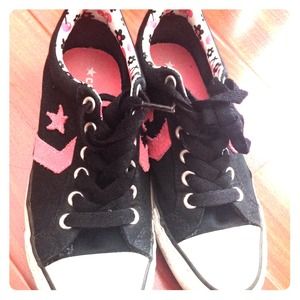 All star converse shoes