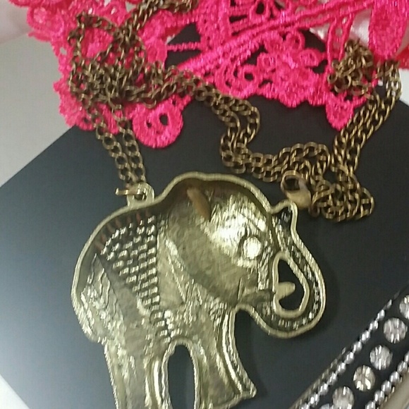 *Sold Out*Big Elephant Blue Crystal Long Necklace - Picture 2 of 2