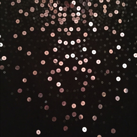 🎉PRICE REDUCED🎉 sequined sweater dress 🎀