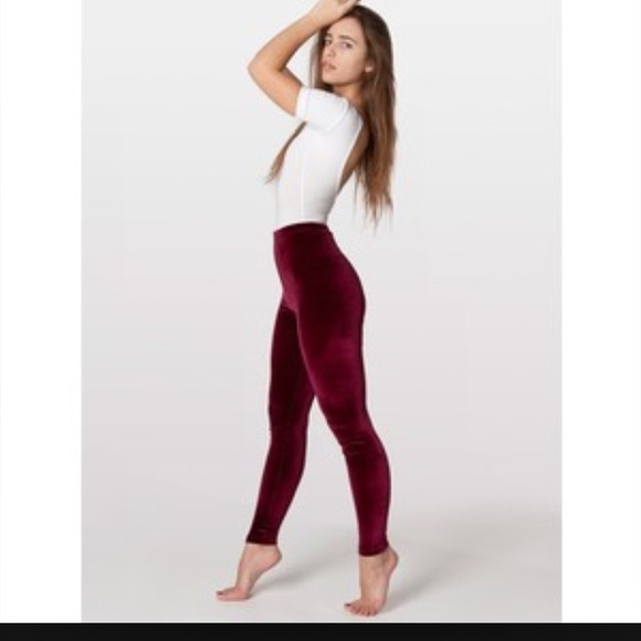 🚨SOLD🚨 AA Burgundy velvet leggings