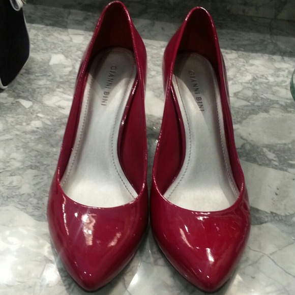 Gianni Bini Shoes - Gianni Bini red patent leather pumps