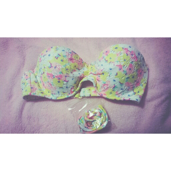 Victoria's Secret bikini top
