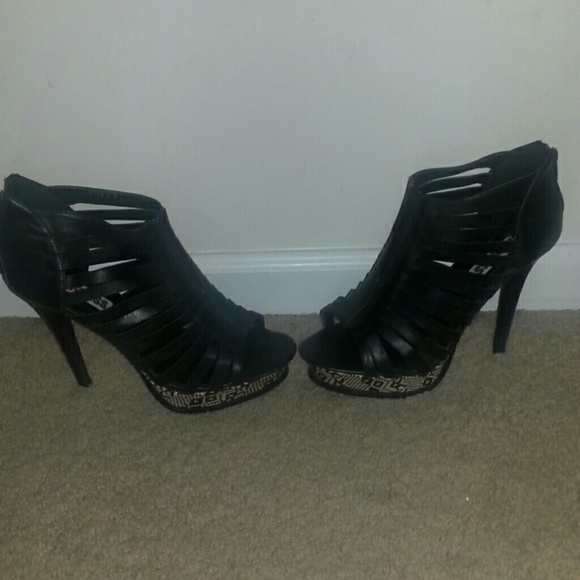 4' inches stacked heels - Picture 1 of 4