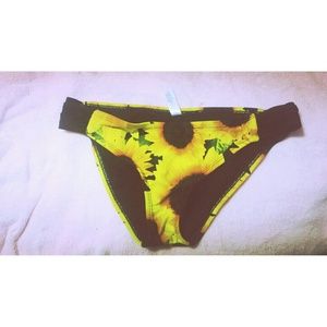 Bikini bottom