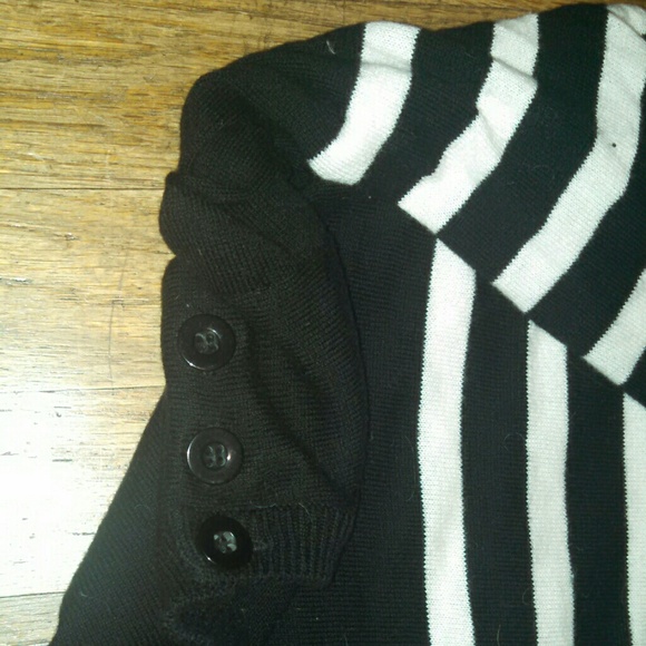 Shirt - Picture 2 of 2