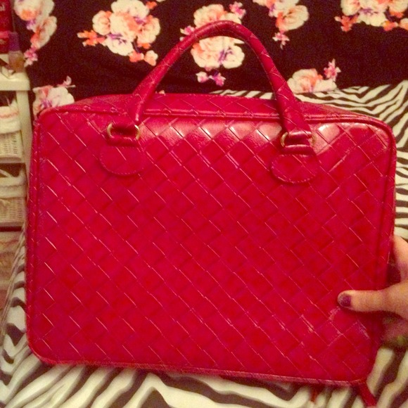 Estée Lauder purse