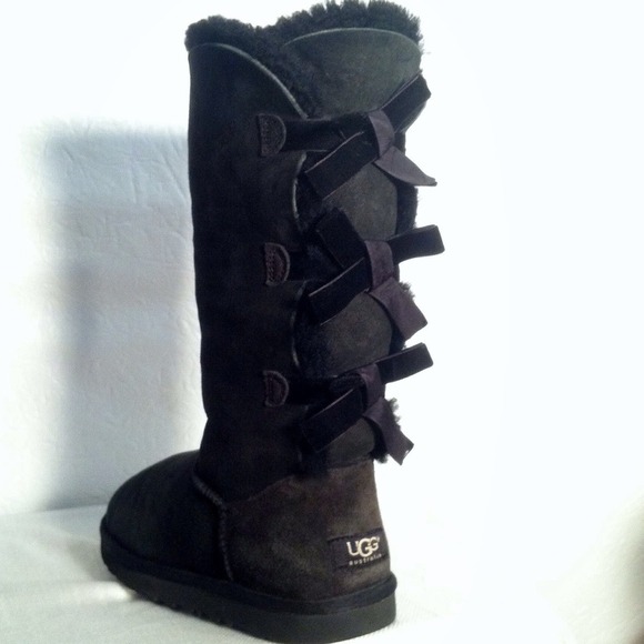 SOLD - Picture 2 of 4