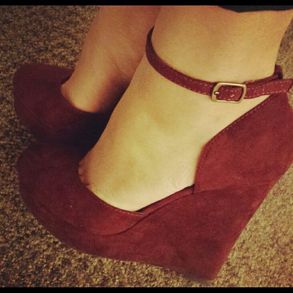 Forever21 maroom wedge heels