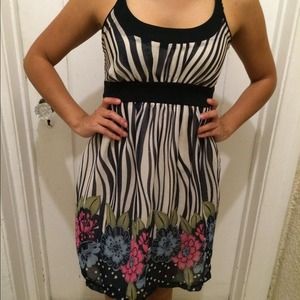 Flower Halter Dress 💙