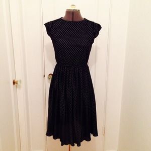 Vintage black polka dot pleated dress