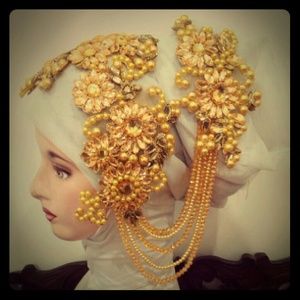 Wedding Hair Pin/ Head peice/ Brooch