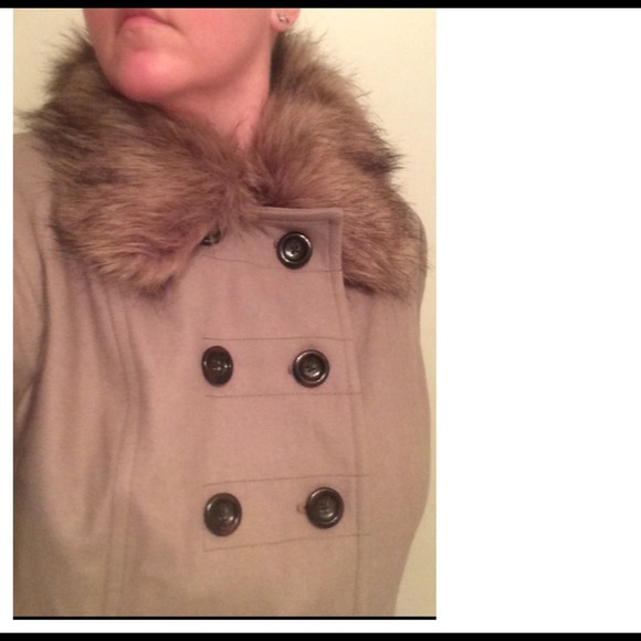 Old Navy Wool-Blend Coat & Faux Fur Collar