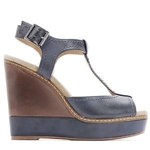 Charming Wedge Sandal
Ideal With Skirts & Dresses