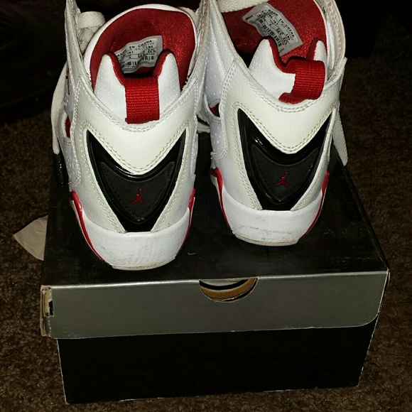 Jordan Flight Sneakers (HOLDING)