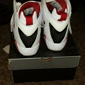 Jordan Flight Sneakers (HOLDING)