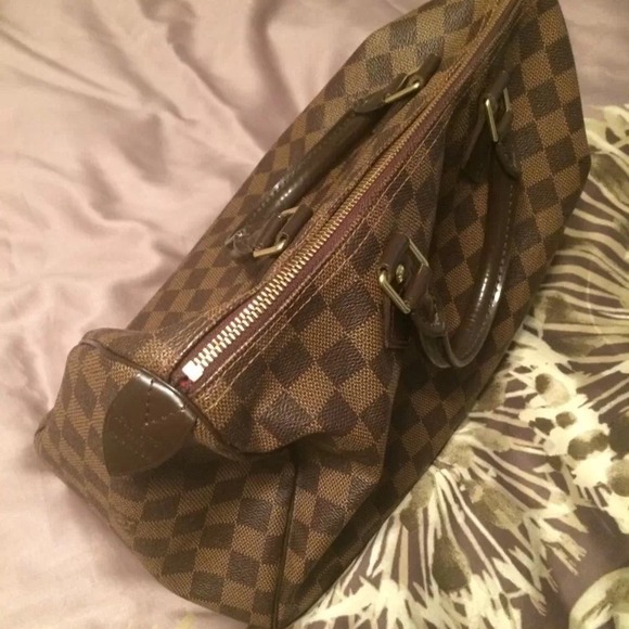 Louis Vuitton Speedy 30