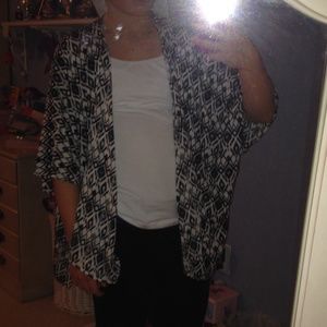 Black and white tribal kimono from cotton on