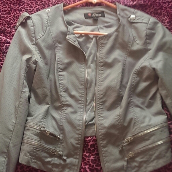 Gray GUESS jacket
