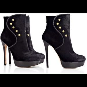 House of Harlow Velvet Neena Boots *NWOT*