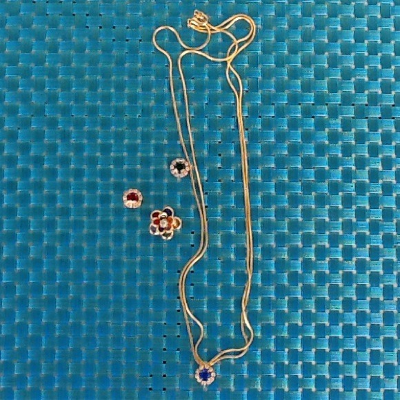 Necklace - Picture 3 of 4