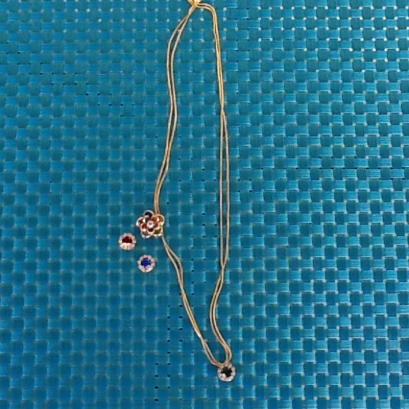 Necklace - Picture 4 of 4