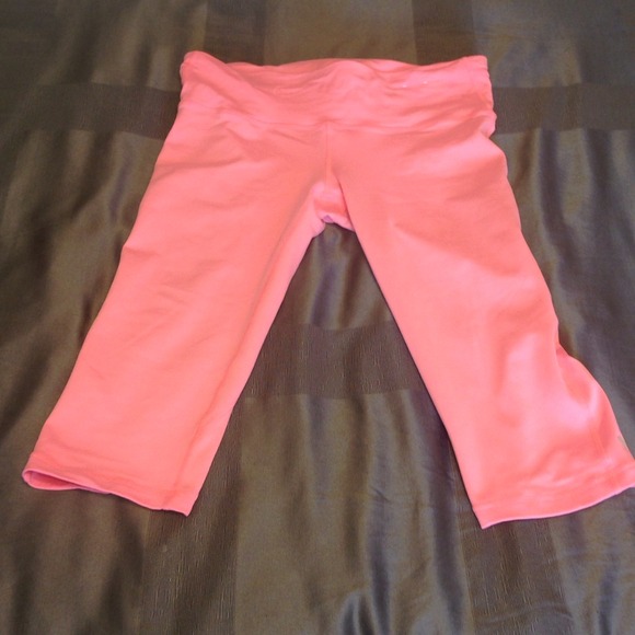 Peach/Pink GapFit Capris--worn only twice