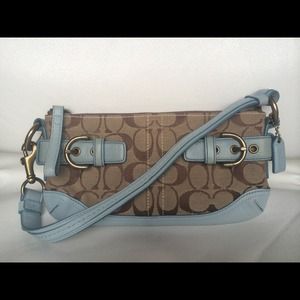 Coach Signature Fabric Handbag L05K-5107