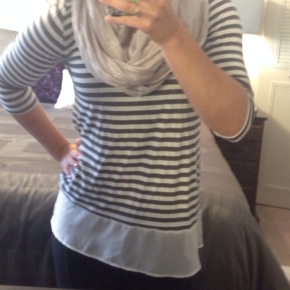 Gray striped scoop neck top with gauze trim