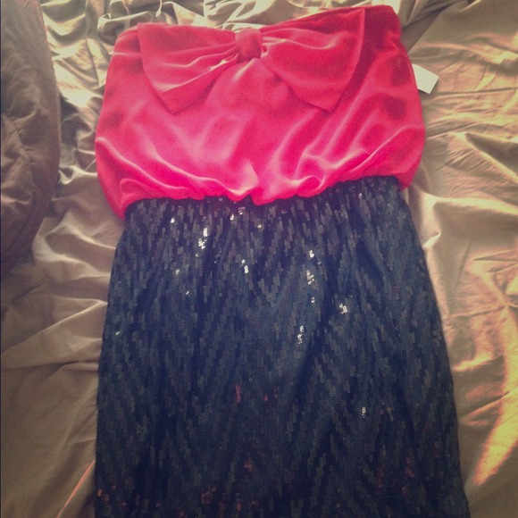 NWT Charlotte Russe Dress red bow w/ black sequins