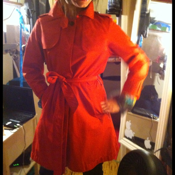 Coat - Picture 1 of 3