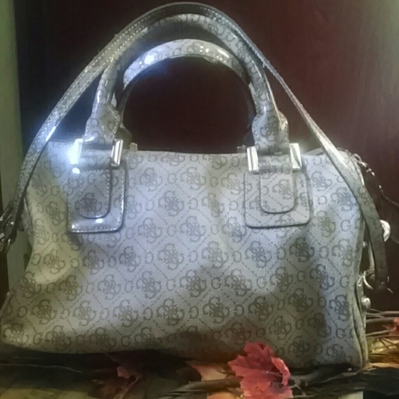 BUNDLED  and SOLD SPEEDY STYLE  COATED LEATHER BAG - Picture 2 of 3