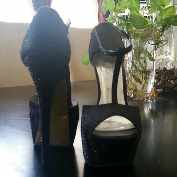 Black sparkle platform heels