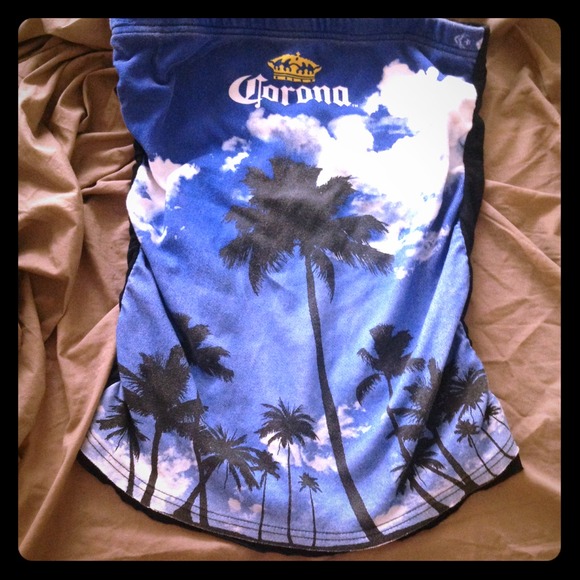 Corona tube top