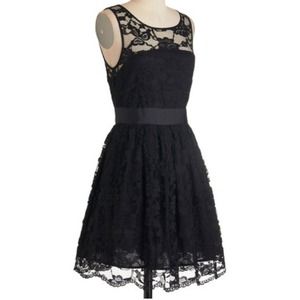 BB Dakota Black Lace Dress Size 2