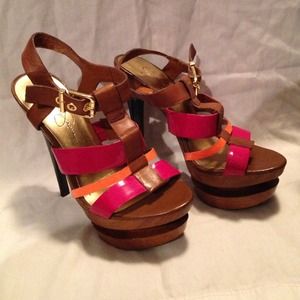 Jessica Simpson heels